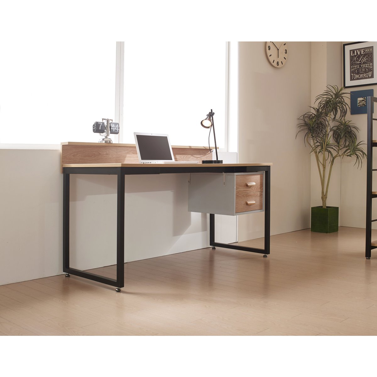 Bureau 140cm