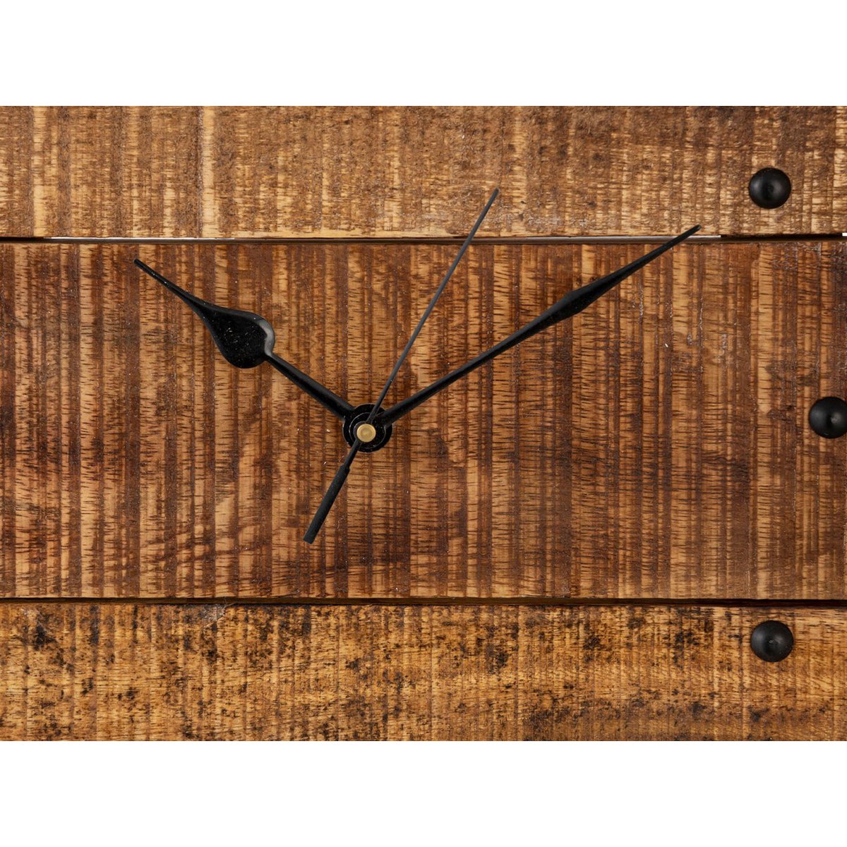 Wandklok mangohout 30x30cm stille klok met metalen accenten