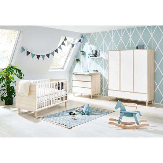 Set 'Flow' breed groot 3 delen: ledikant, brede commode, grote kledingkast