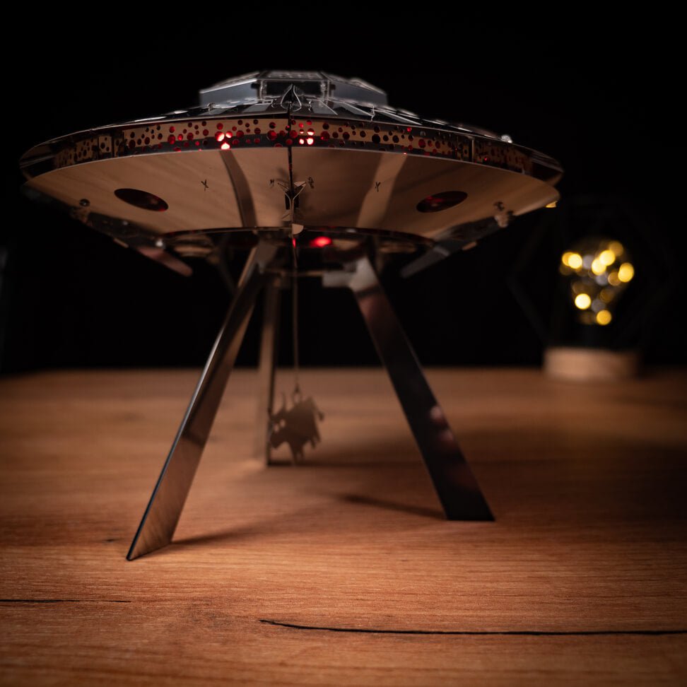 3D Metalen Bouwpakket Stellar Raiders UFO