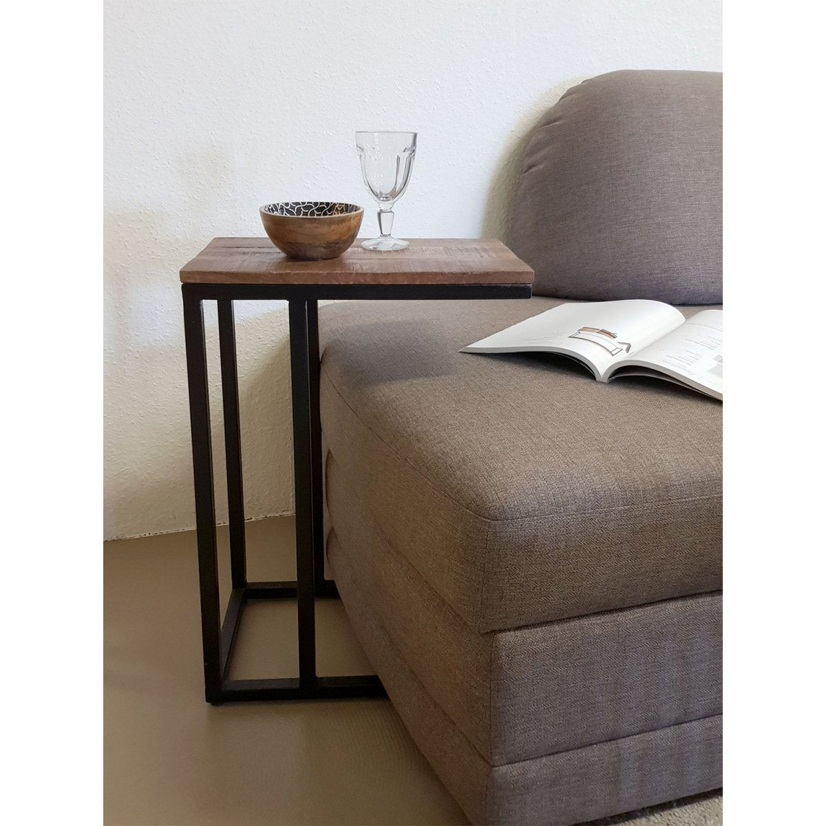 Bijzettafel C-frame Liverpool Metalen frame