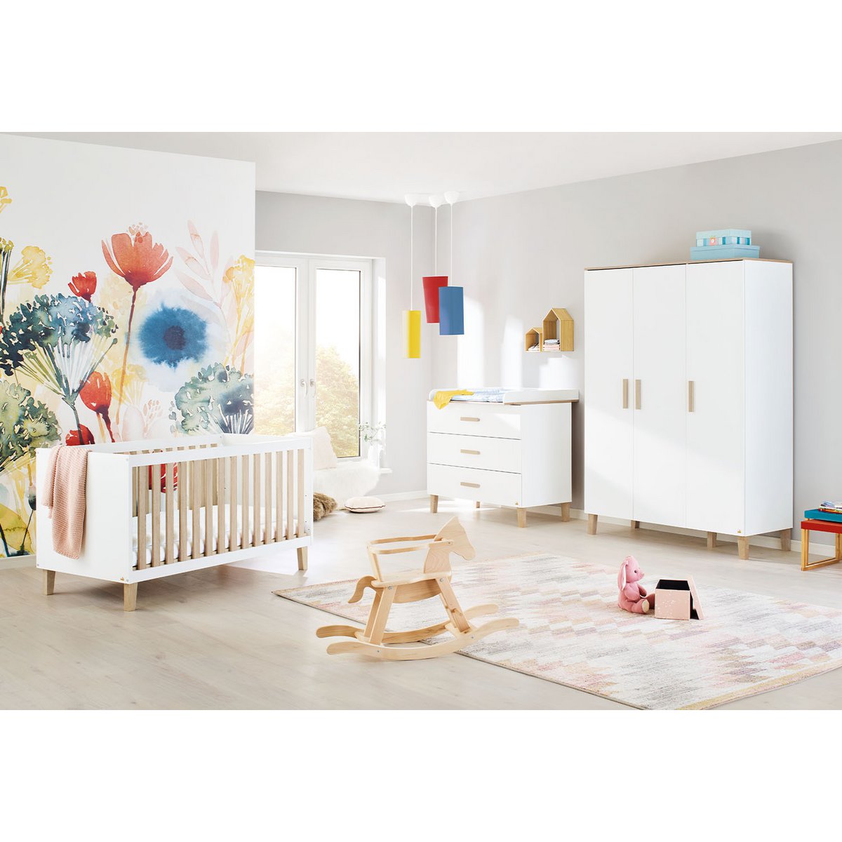 Set 'Lumi' breed groot 3 delen: ledikant, brede commode, grote kledingkast