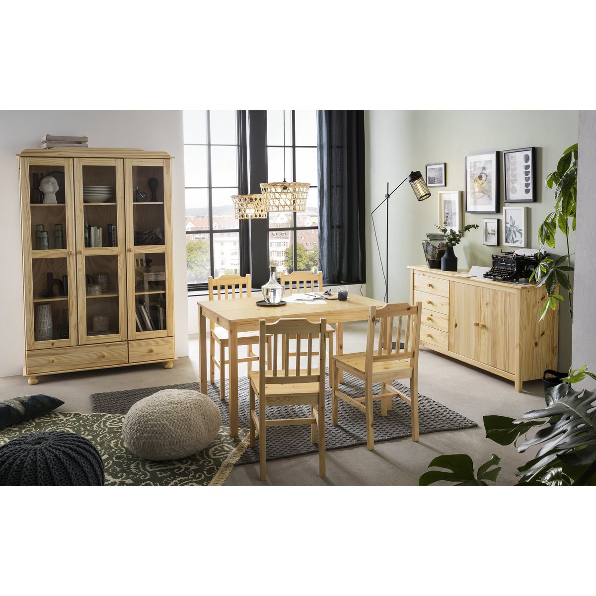 Vitrinekast massief grenenhout