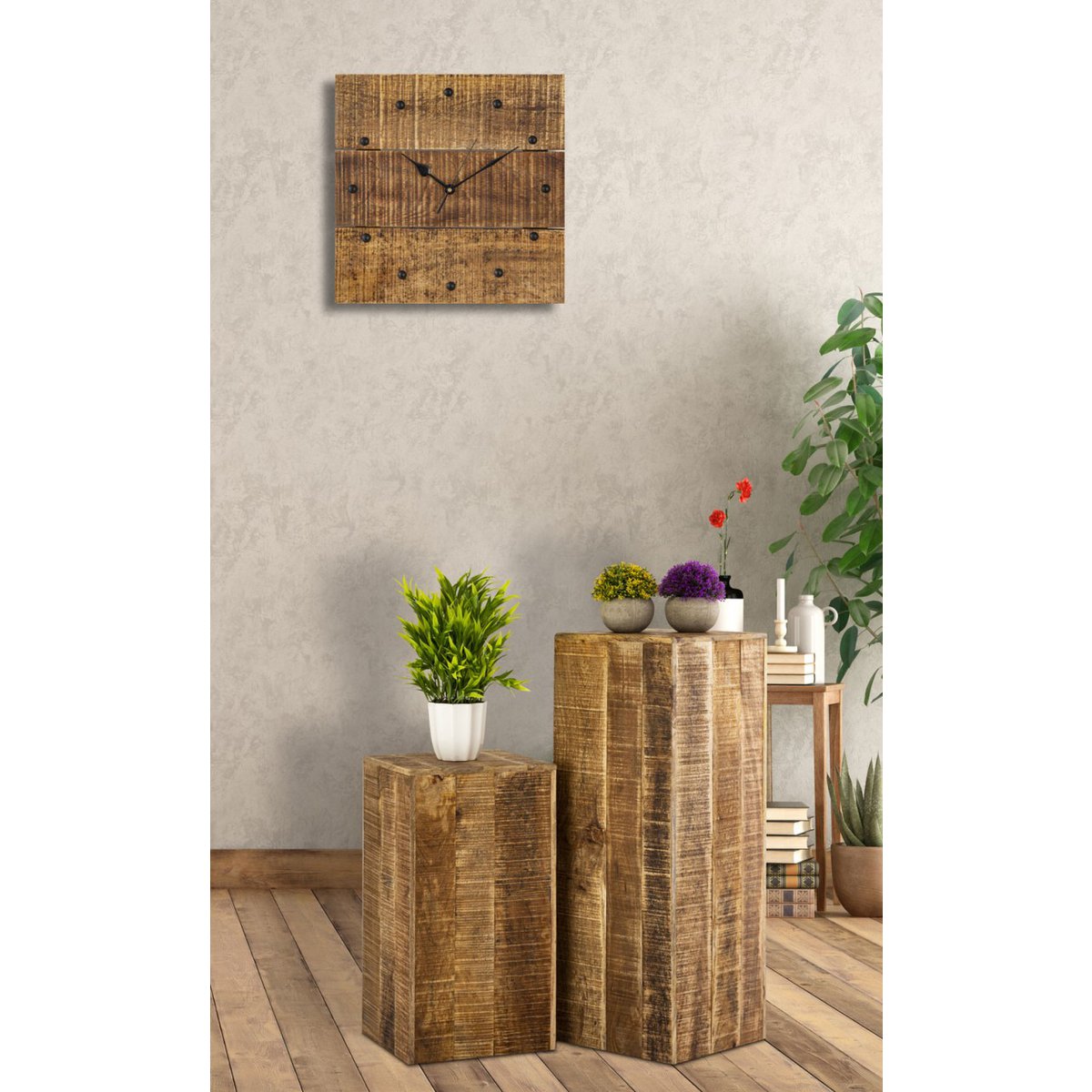 Wandklok mangohout 30x30cm stille klok met metalen accenten