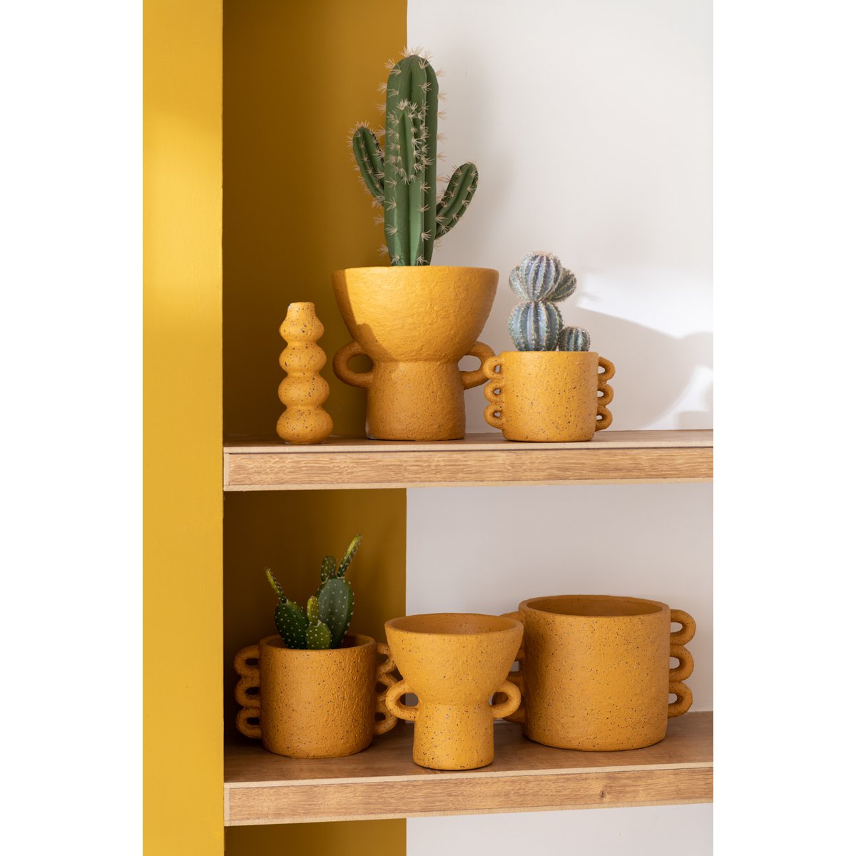 J-Line bloempot Zenia - beton - oker - large - Ø 23 cm