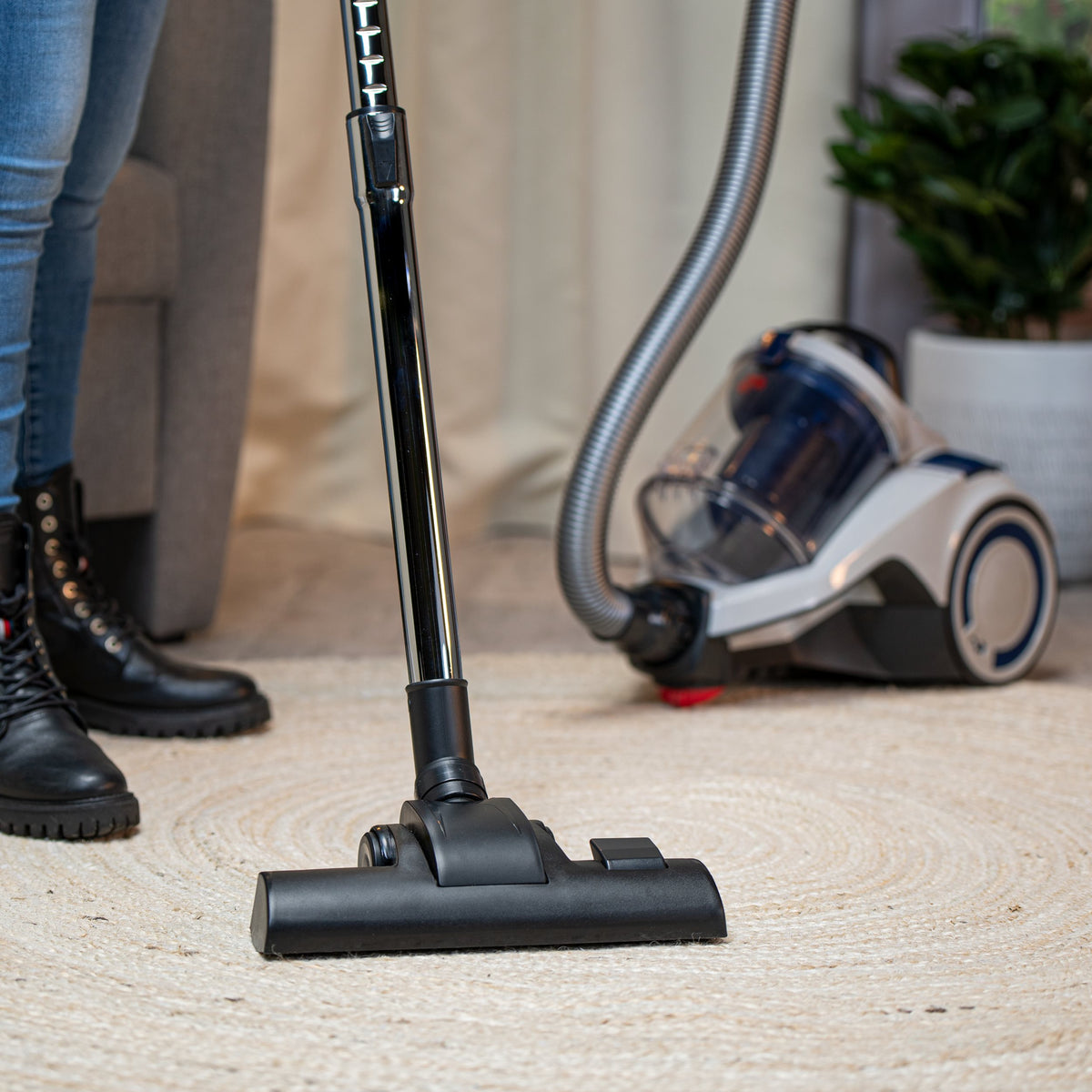 Vacuum Cleaner Bagless Dd2504