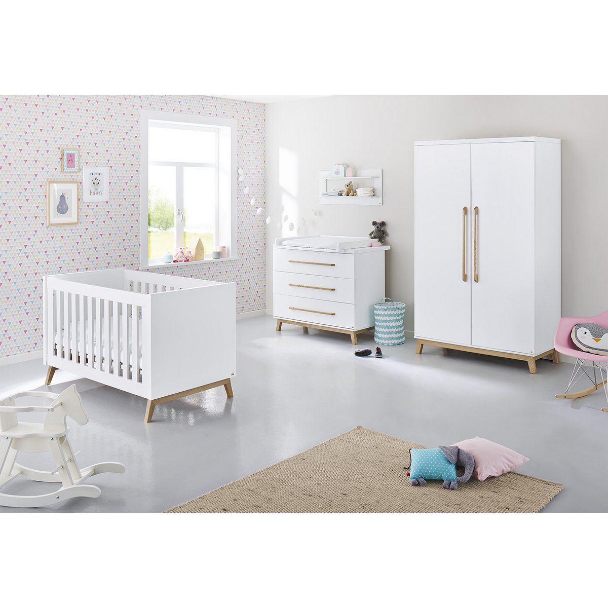 Set 'Riva' breed 3 delen: ledikant, brede commode, 2-deurs kledingkast