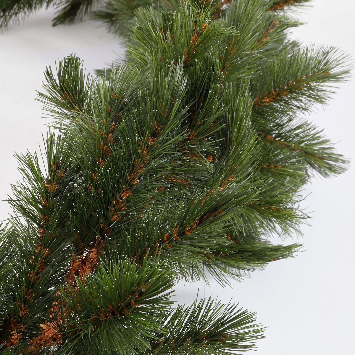 Guirlande Forest frosted 270cm Groen