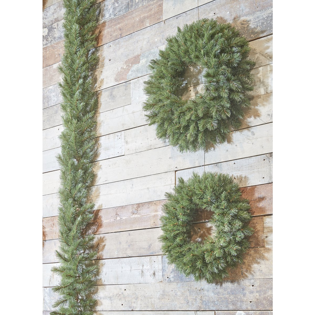 Krans Forest frosted Ø90cm Groen