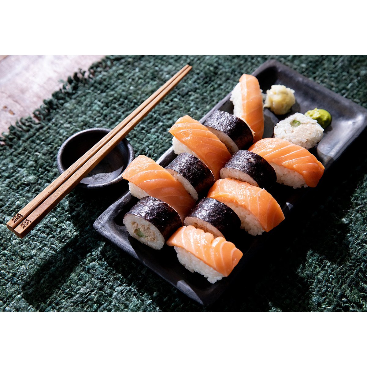 Burned Sushi Bord - Zwart