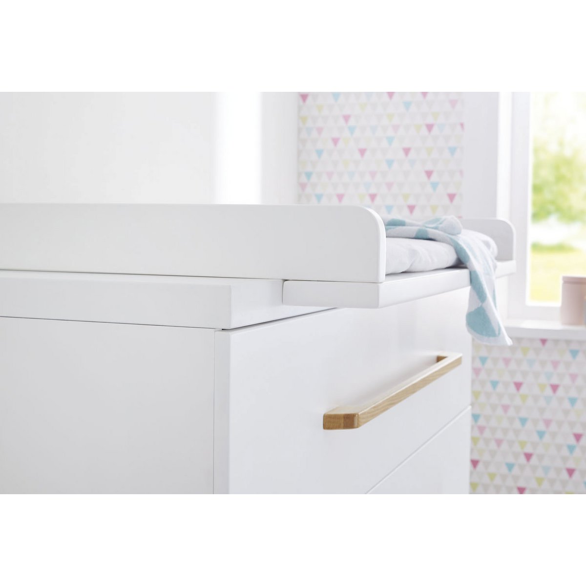 Set 'Riva' extra breed, incl. wandplank 3 delen: ledikant, extra brede commode, wandplank