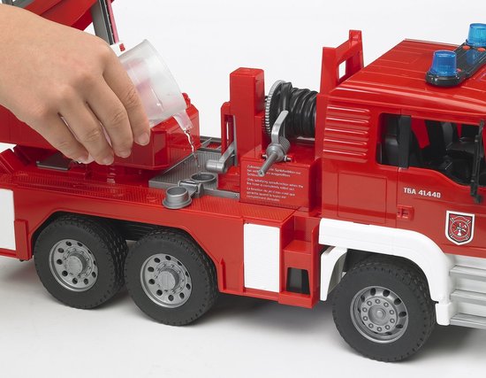 Bruder Brandweerwagen Met Pomp