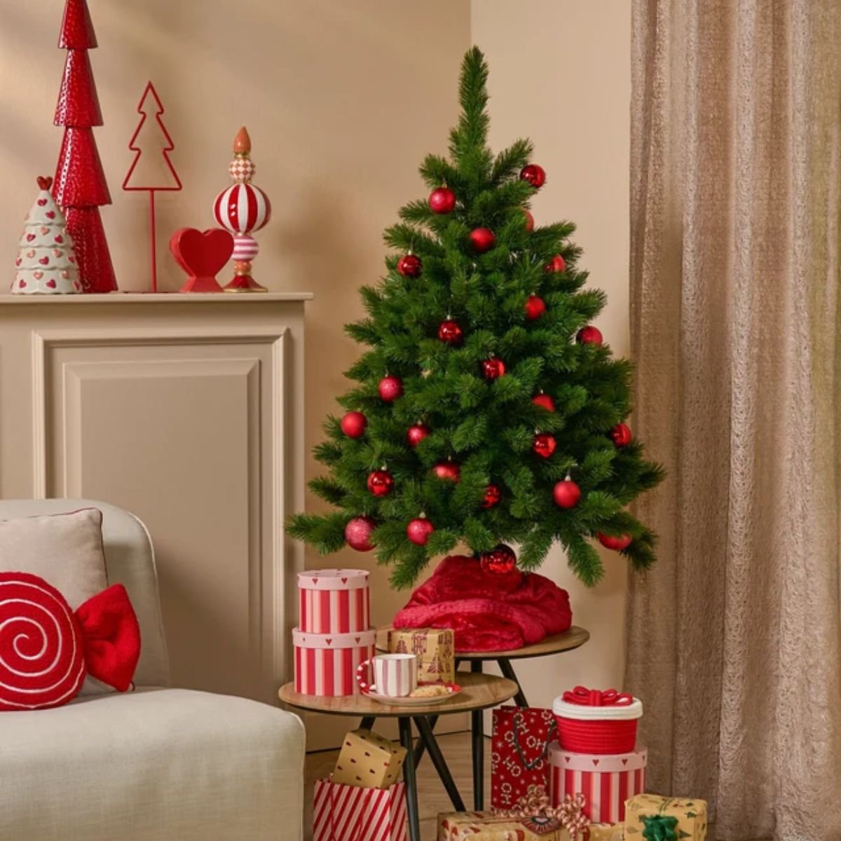 Kunstkerstboom Tsuga H120cm Ø86cm Groen