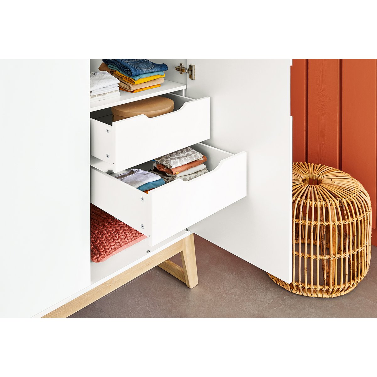 Set 'Brug' breed 3 delen: ledikant, brede commode, 2-deurs kledingkast