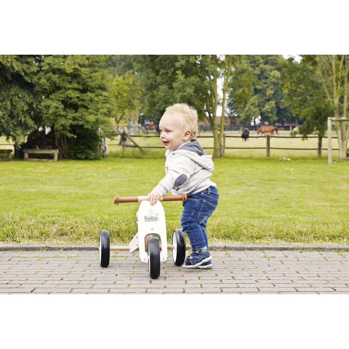 Driewieler 'Charlie' wit/naturel