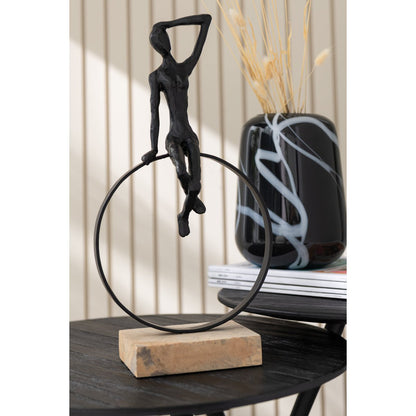 J-Line Vrouw Op Ring Voet Resin/Ijzer Zwart