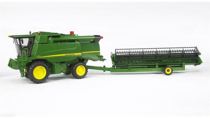 Bruder John Deere T670i Maaimachine