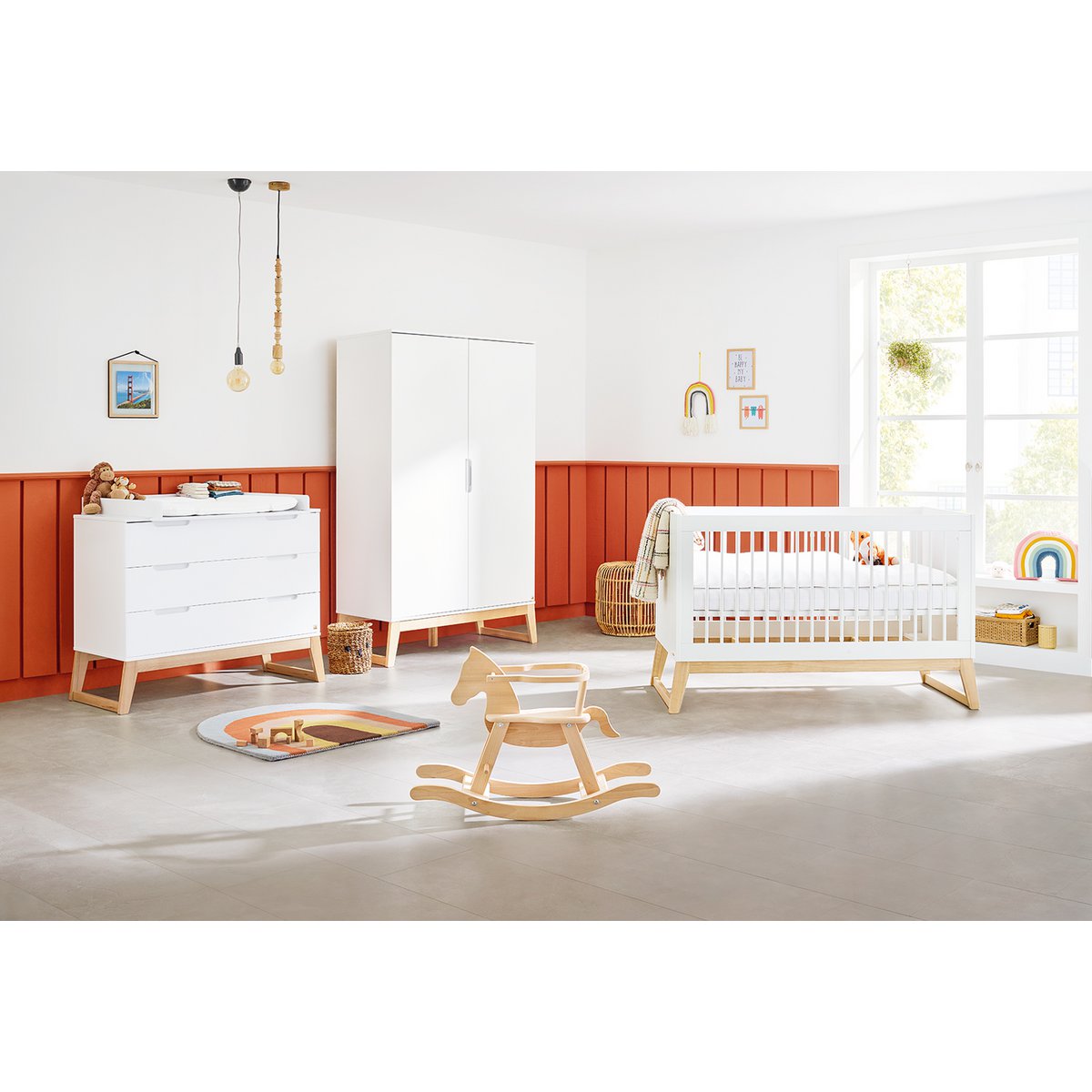 Set 'Brug' breed 3 delen: ledikant, brede commode, 2-deurs kledingkast